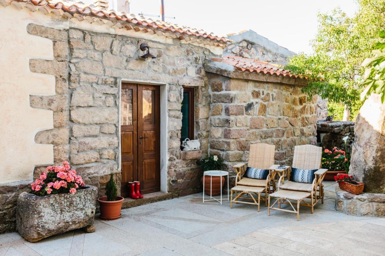 Borgo Lu Puleu Hotel Perfugas Exterior foto